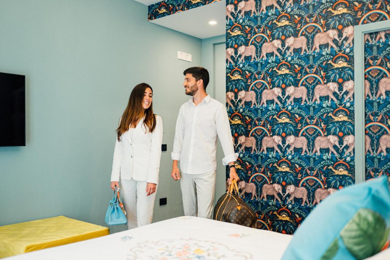 Aron Only Suites Bed And Breakfast Πεσκάρα Εξωτερικό φωτογραφία