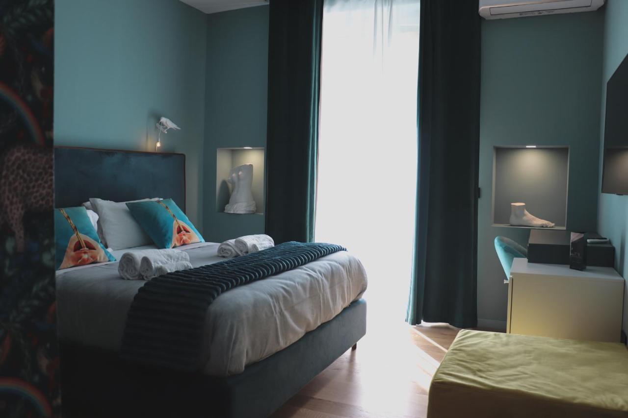Aron Only Suites Bed And Breakfast Πεσκάρα Εξωτερικό φωτογραφία