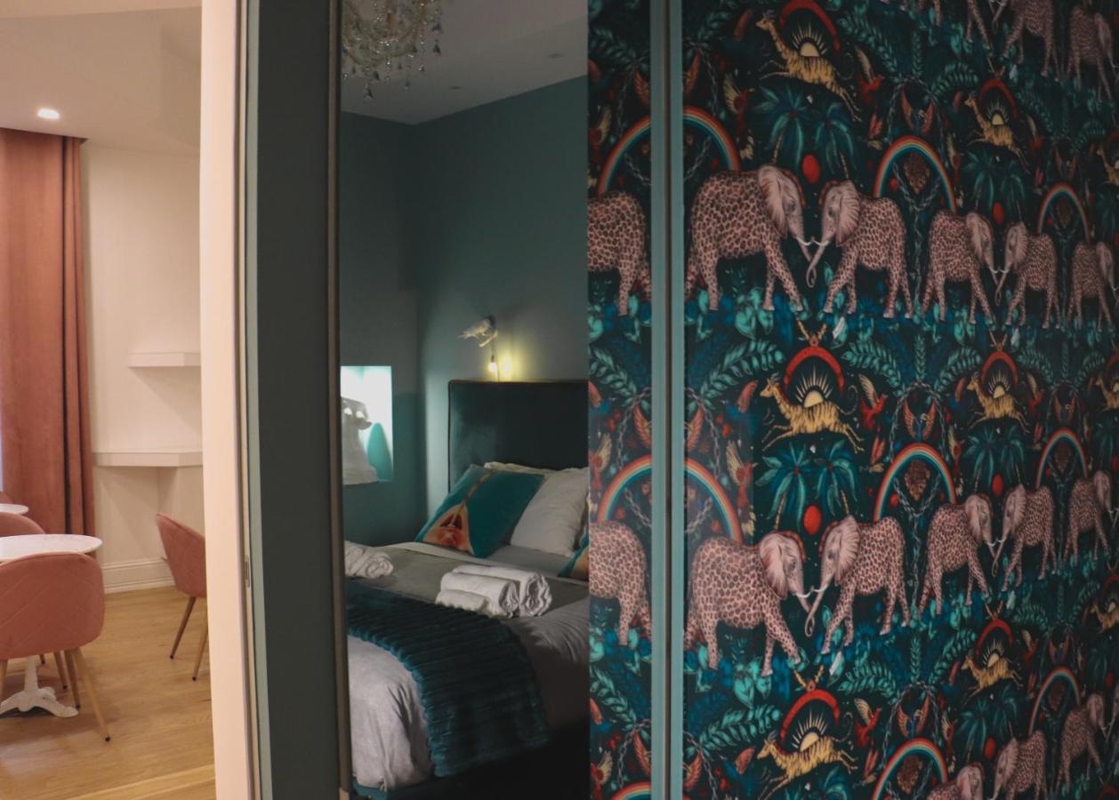 Aron Only Suites Bed And Breakfast Πεσκάρα Εξωτερικό φωτογραφία