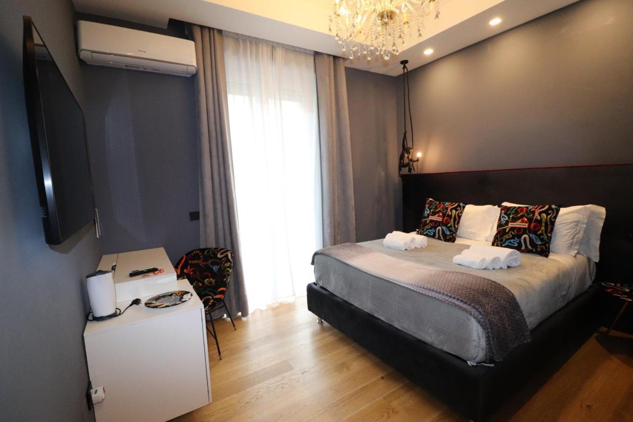 Aron Only Suites Bed And Breakfast Πεσκάρα Εξωτερικό φωτογραφία