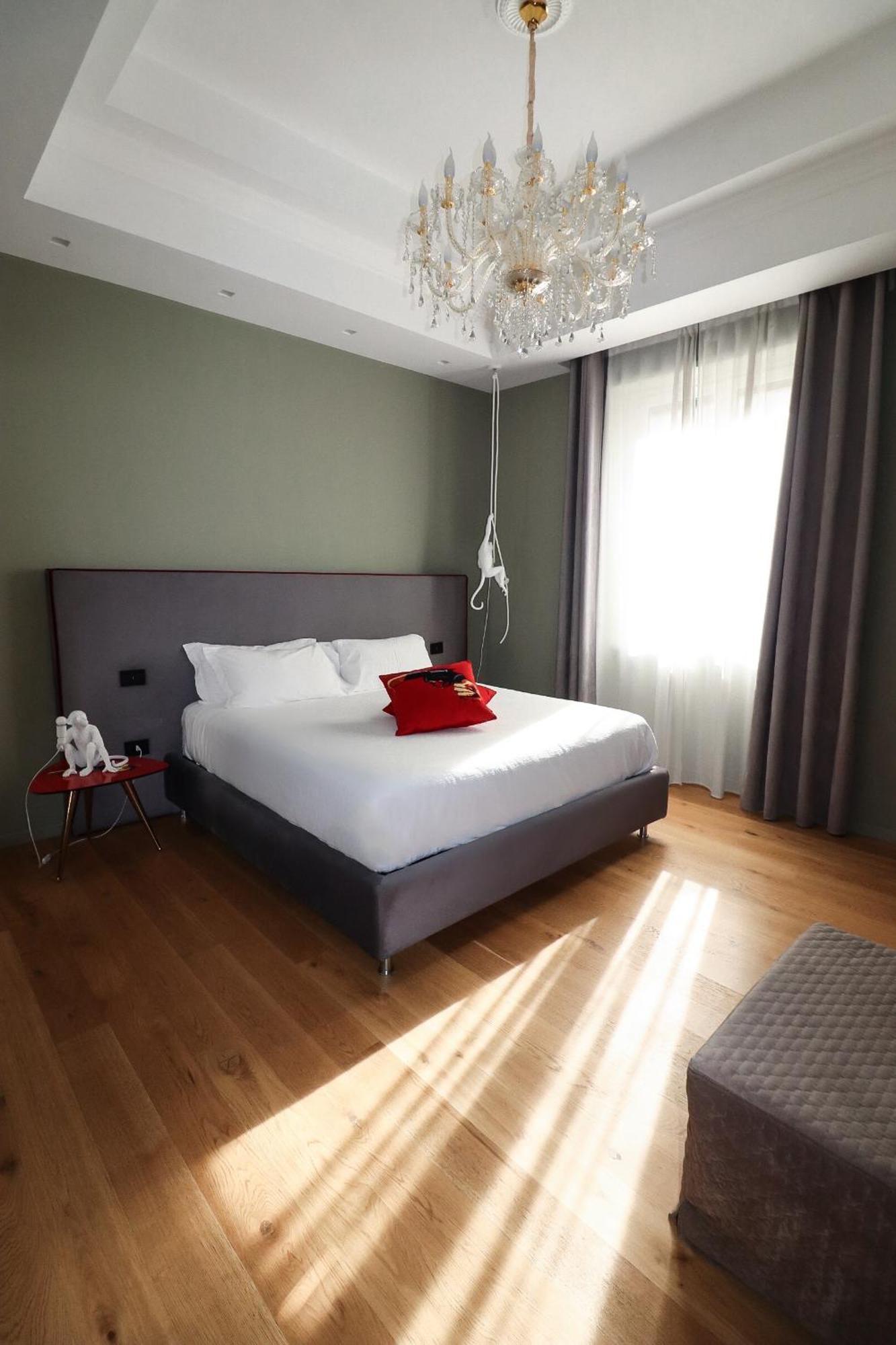 Aron Only Suites Bed And Breakfast Πεσκάρα Εξωτερικό φωτογραφία